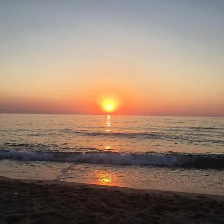 Villa Villa Elena Relax Nella Piscina Privata A Due Passi Dalla Spiaggia Con Terrazzo Panoramico Per Tramonti Mozzafiato *